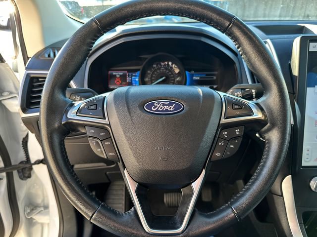 Used 2024 Ford Edge SEL image 25