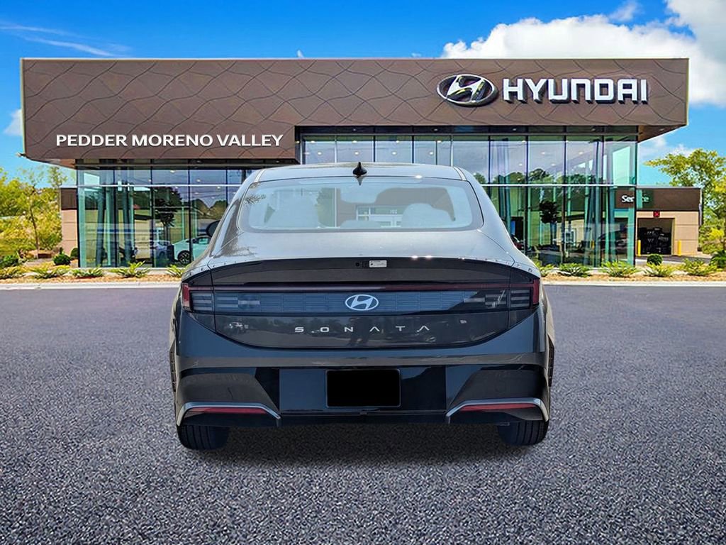 New 2025 Hyundai Sonata SEL image 5