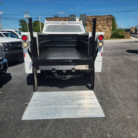 Used 2016 Ford F250 XL w/ Power Equipment Group RWD image 7