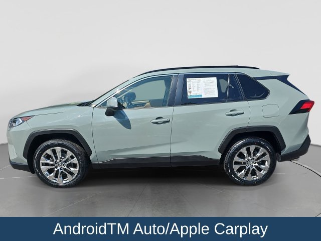 Used 2021 Toyota RAV4 XLE Premium FWD image 7