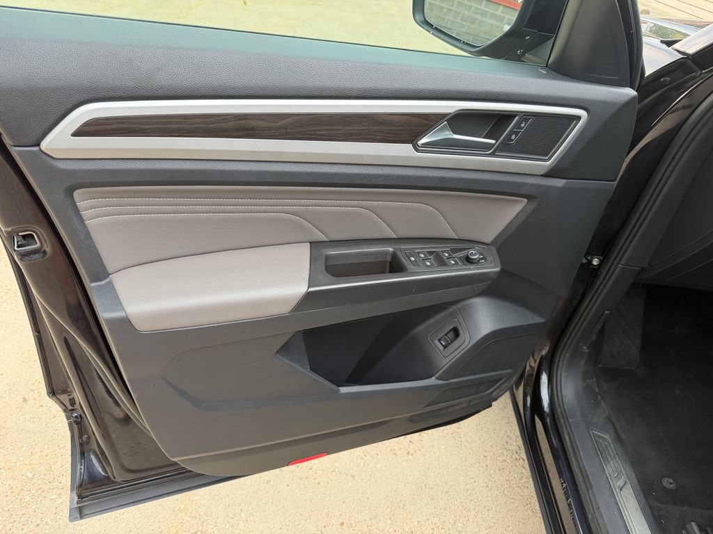 Certified 2023 Volkswagen Atlas SE AWD/4WD image 9
