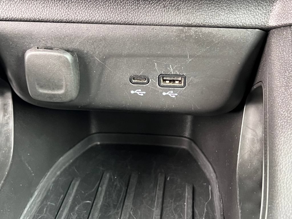 Used 2025 Chevrolet TrailBlazer LT AWD/4WD image 27