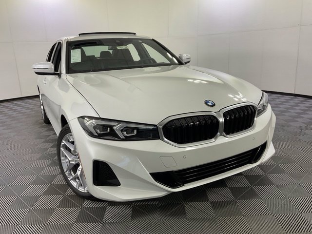 Certified 2025 BMW 330i xDrive Sedan w/ Convenience Package AWD/4WD image 45