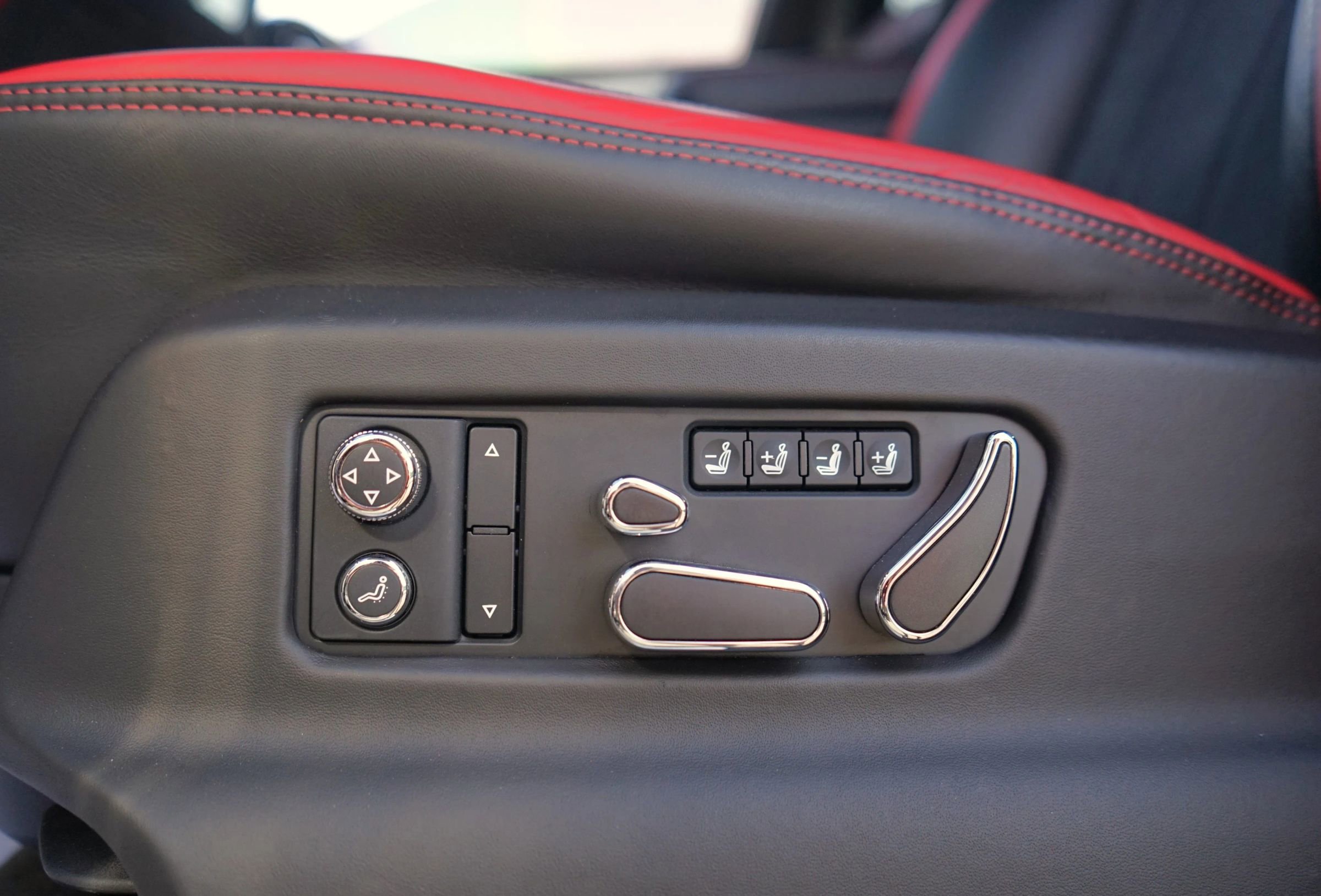 Used 2021 Bentley Bentayga Speed image 18