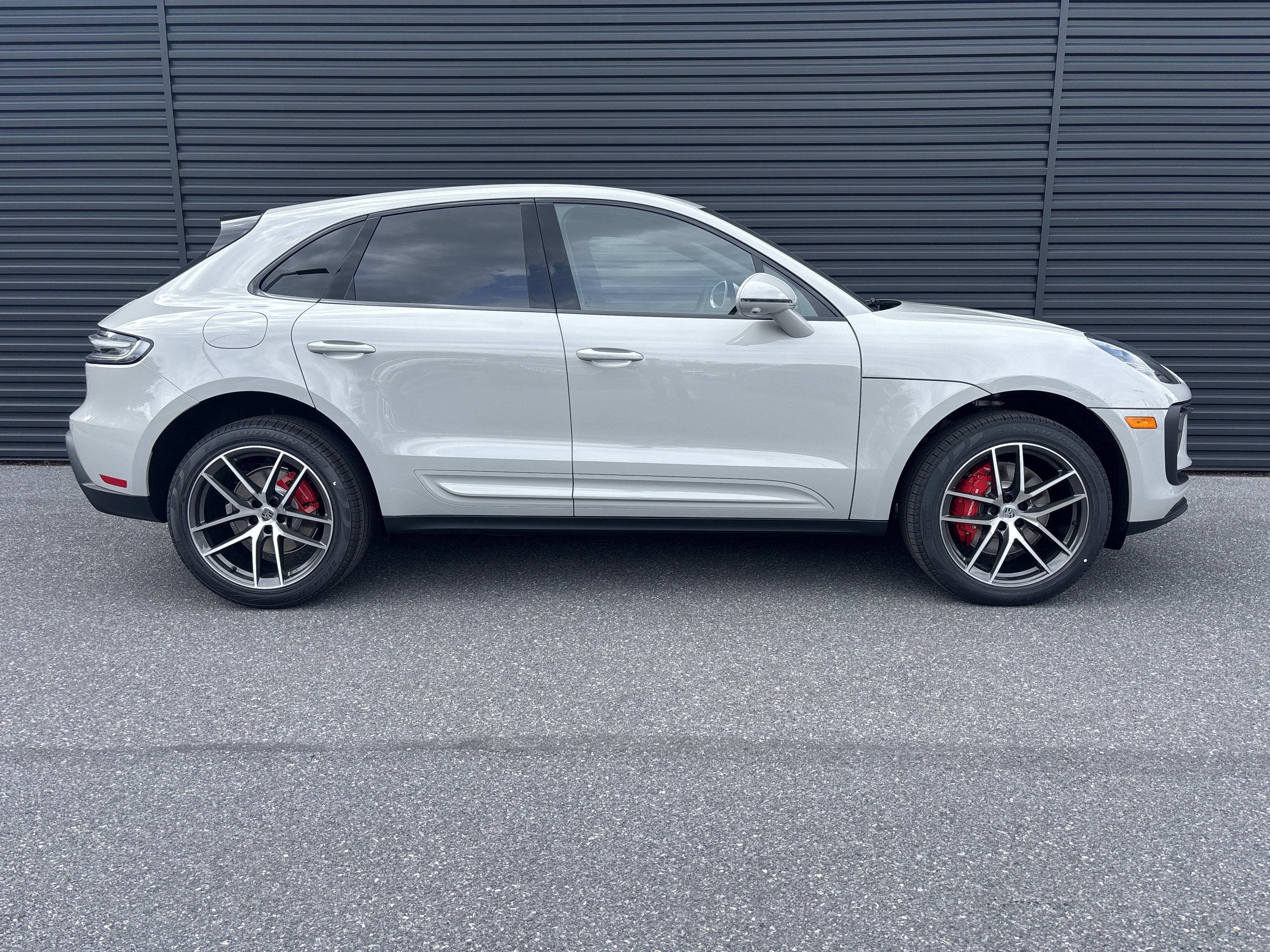 New 2026 Porsche Macan S AWD/4WD image 6