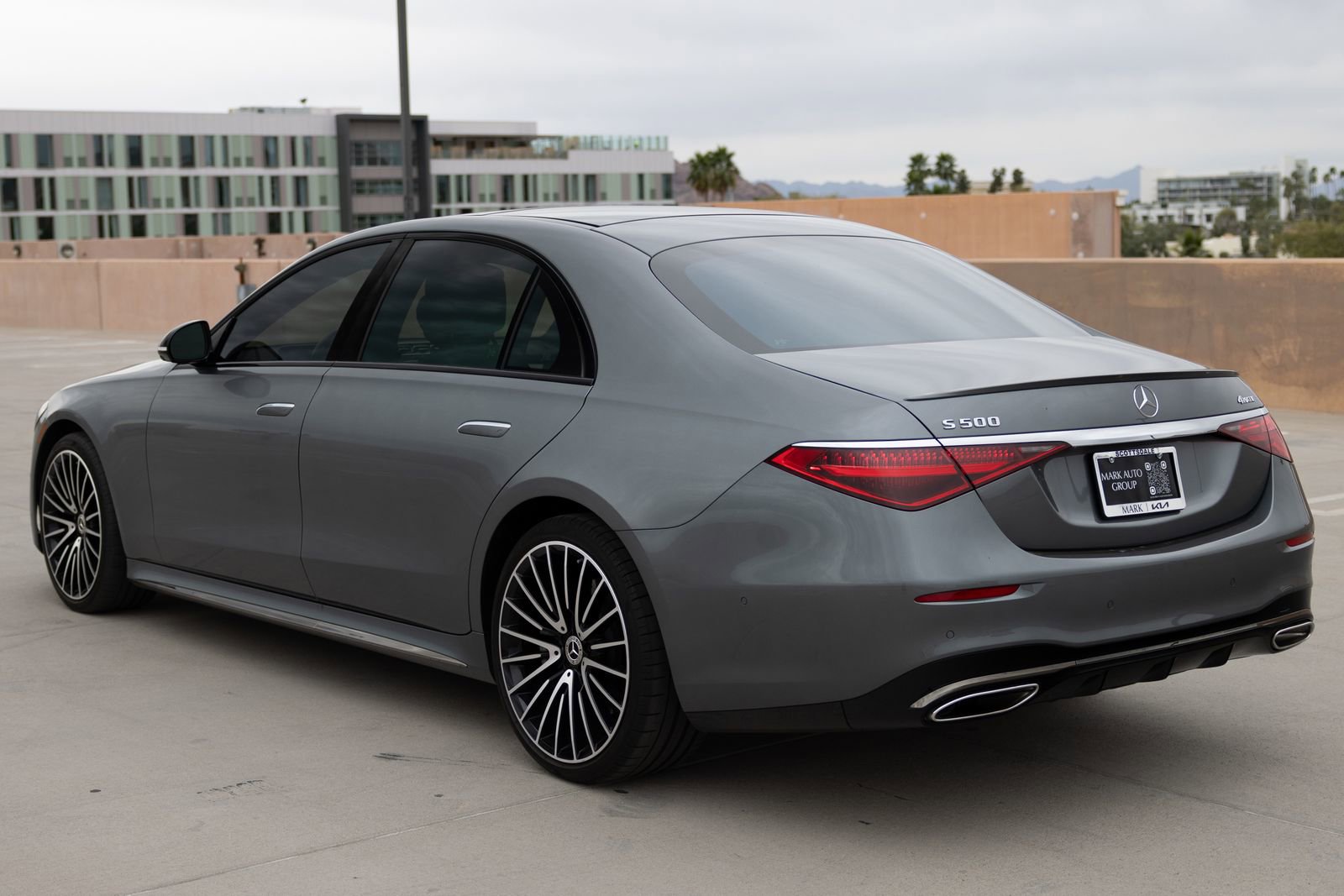 Used 2023 Mercedes-Benz S 500 4MATIC w/ AMG Line image 4