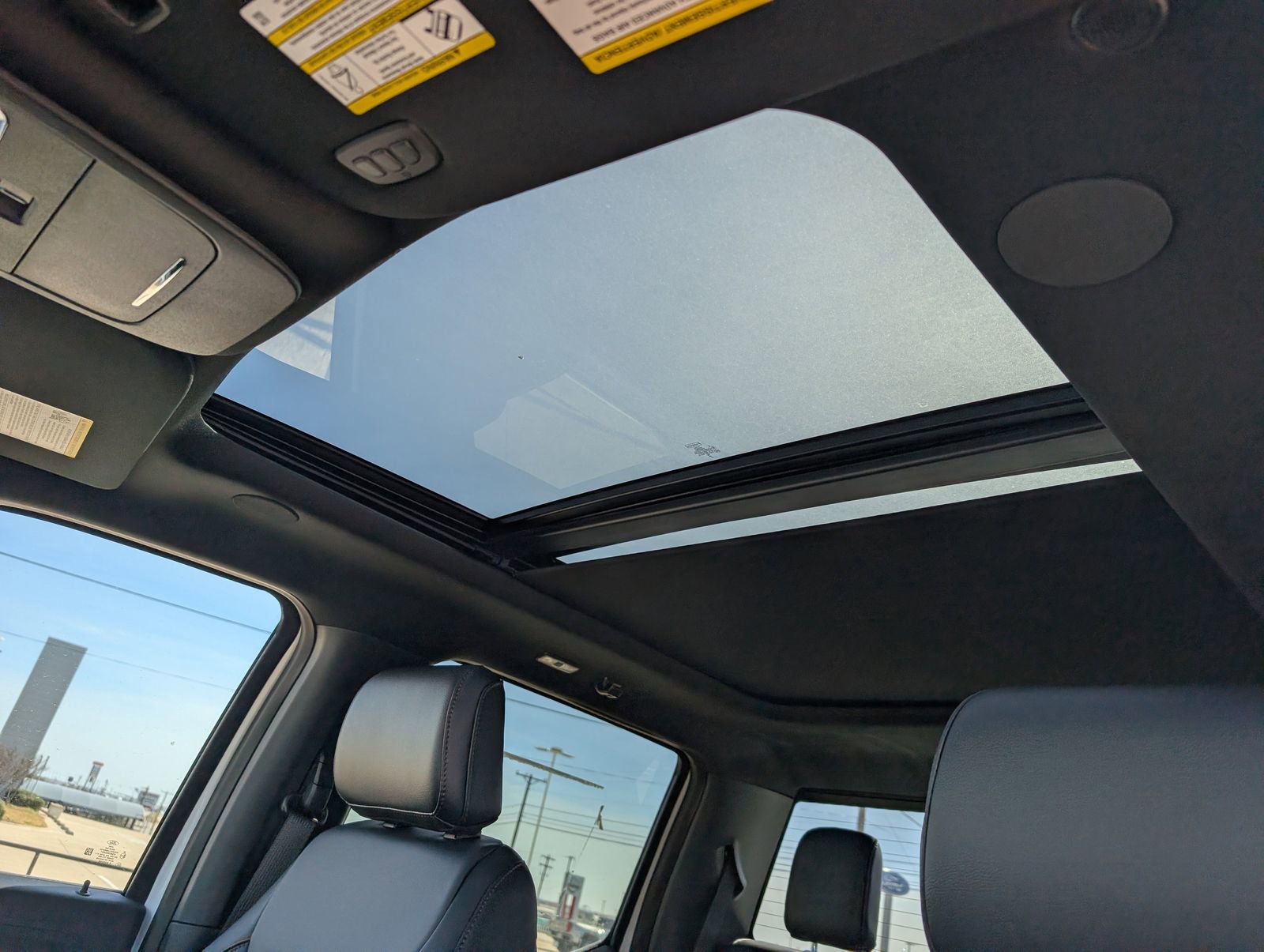 Used 2025 Ford F150 Lariat w/ Equipment Group 502A High image 29