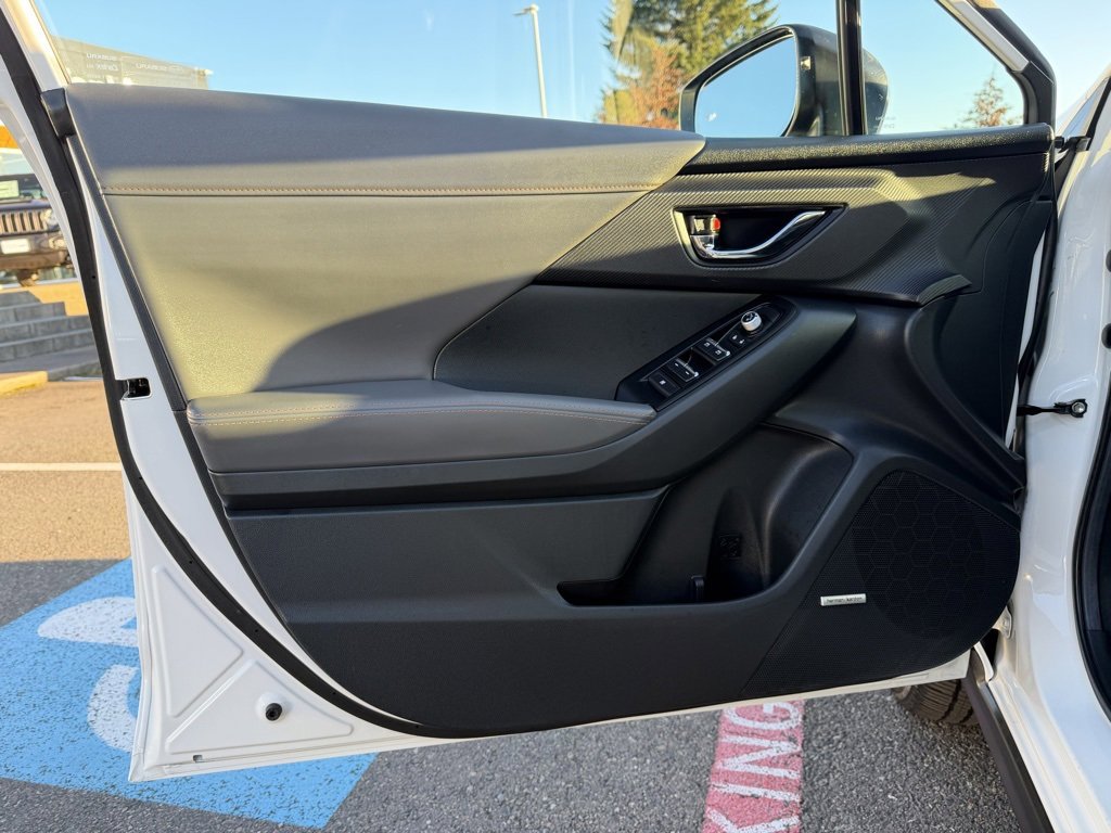Used 2024 Subaru Crosstrek 2.5i Limited w/ Crosstrek Mirror Package image 12