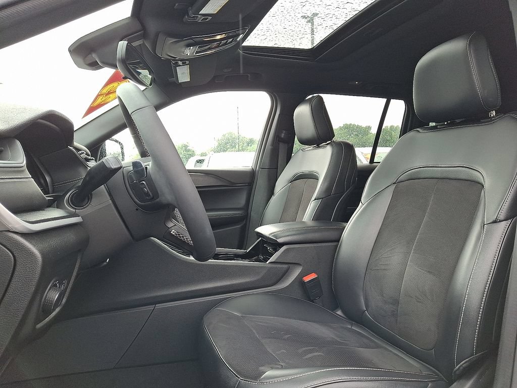 Certified 2023 Jeep Grand Cherokee Altitude AWD/4WD image 13
