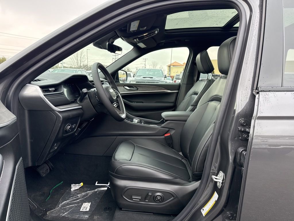 New 2026 Jeep Grand Cherokee Limited AWD/4WD image 19