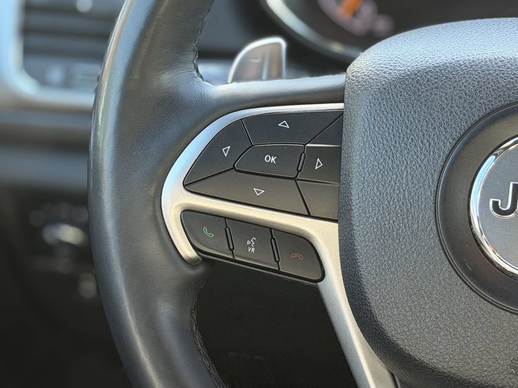 Used 2017 Jeep Grand Cherokee Altitude AWD/4WD image 21