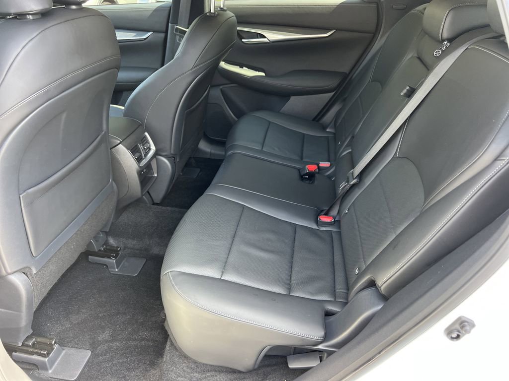 Used 2025 INFINITI QX50 Luxe image 17
