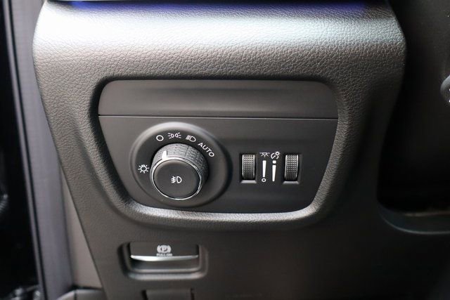 New 2025 Jeep Grand Cherokee Overland w/ Adv Protech Group III image 15