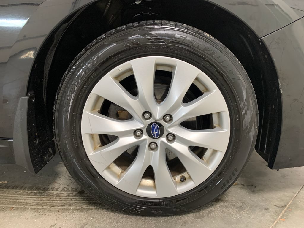Used 2015 Subaru Legacy 2.5i Premium AWD/4WD image 25