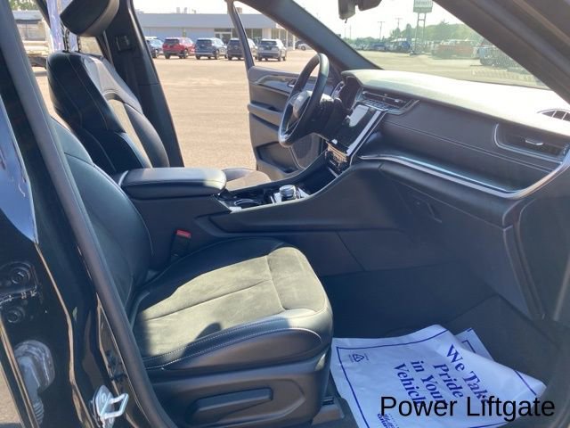 Used 2022 Jeep Grand Cherokee L Laredo image 36