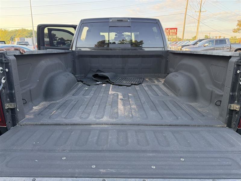 Used 2018 RAM 2500 Power Wagon w/ Leather & Luxury Group AWD/4WD image 19