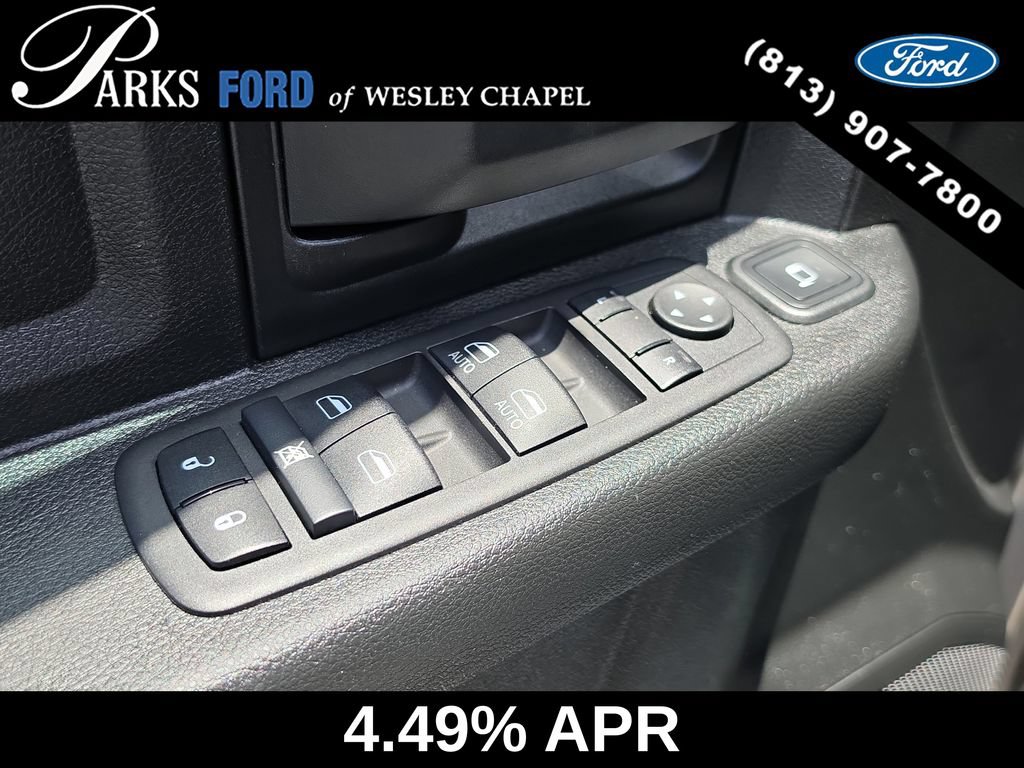 Used 2024 RAM 3500 Tradesman w/ Chrome Appearance Group AWD/4WD image 17