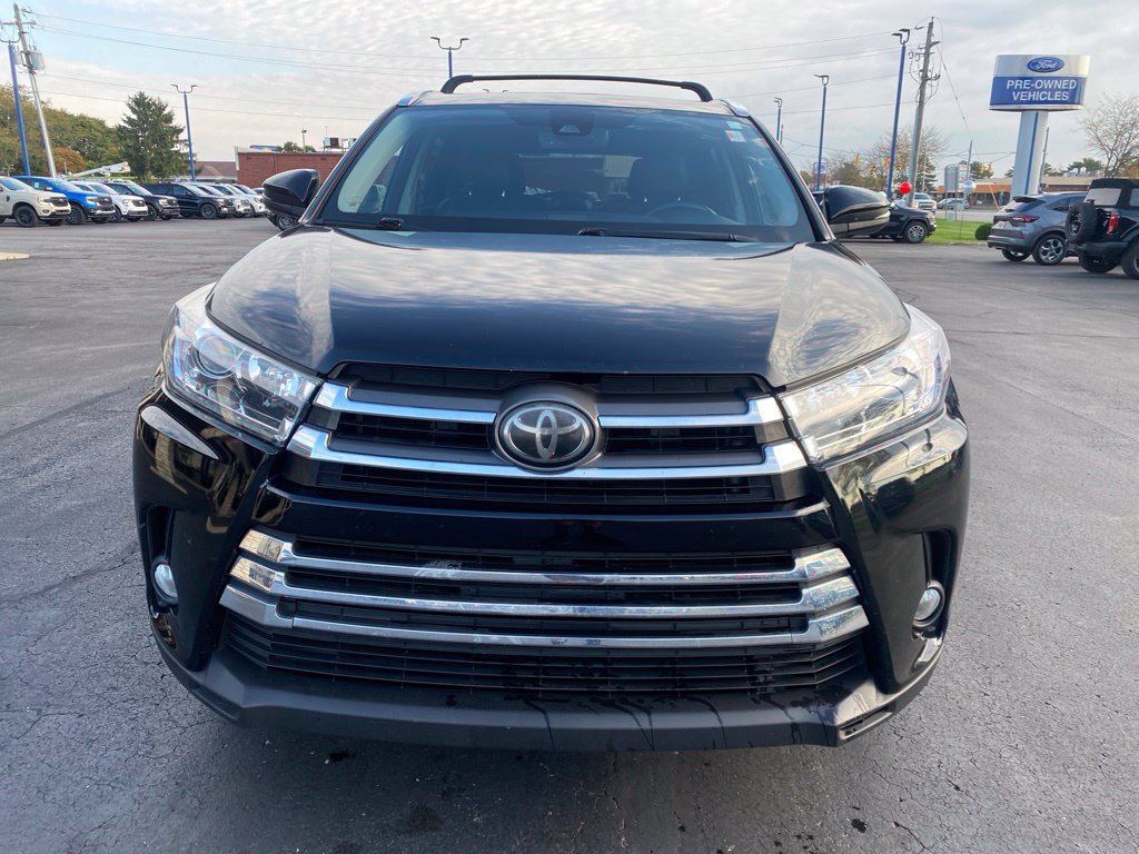 Used 2018 Toyota Highlander Limited w/ Protection Package #3 AWD/4WD image 8