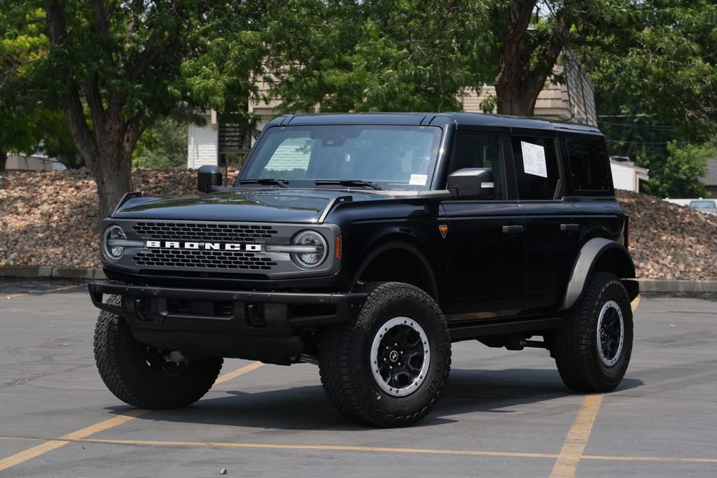 Used 2025 Ford Bronco Badlands AWD/4WD image 1