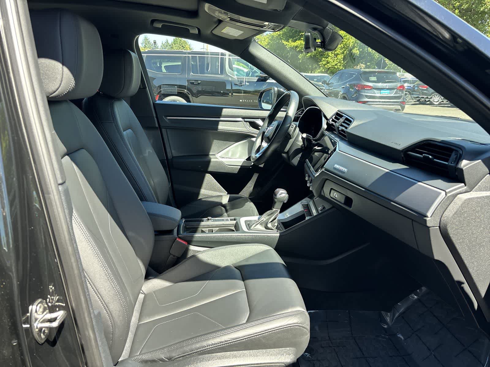 Used 2022 Audi Q3 2.0T Premium Plus AWD/4WD image 5