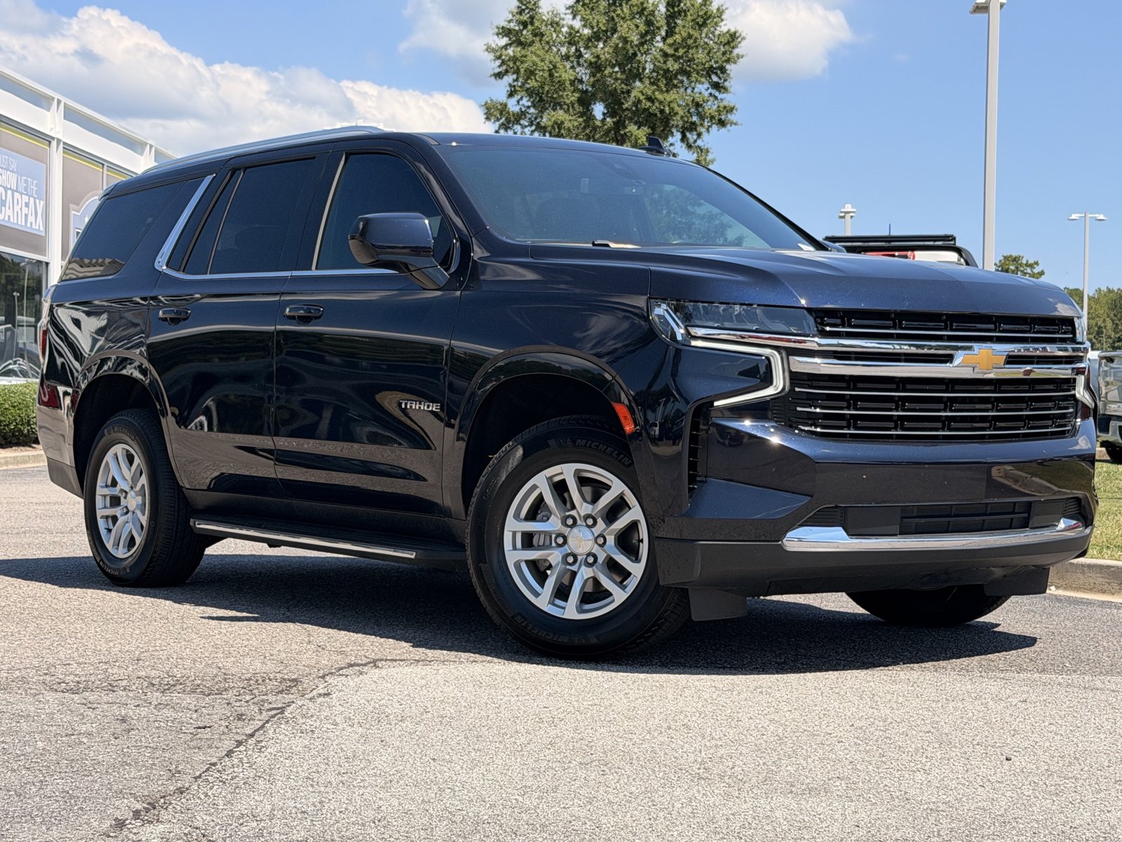 Used 2021 Chevrolet Tahoe LT RWD image 2