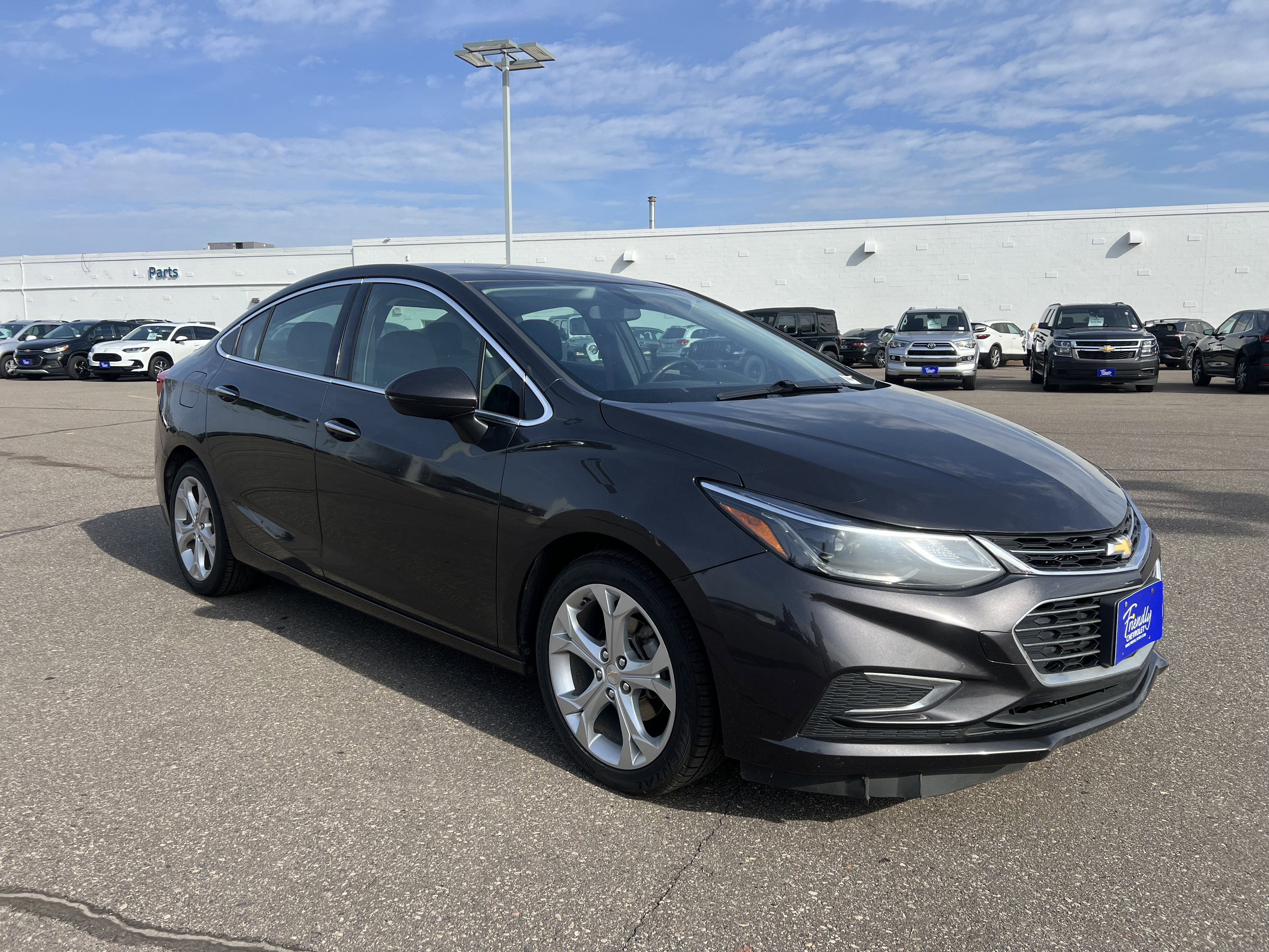 Certified 2017 Chevrolet Cruze Premier image 3