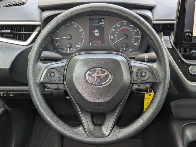 Used 2025 Toyota Corolla LE image 20