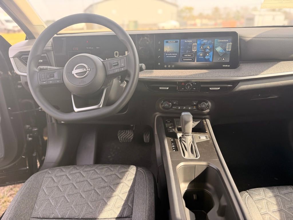 New 2026 Nissan Kicks SV w/ SV Premium Package FWD image 12