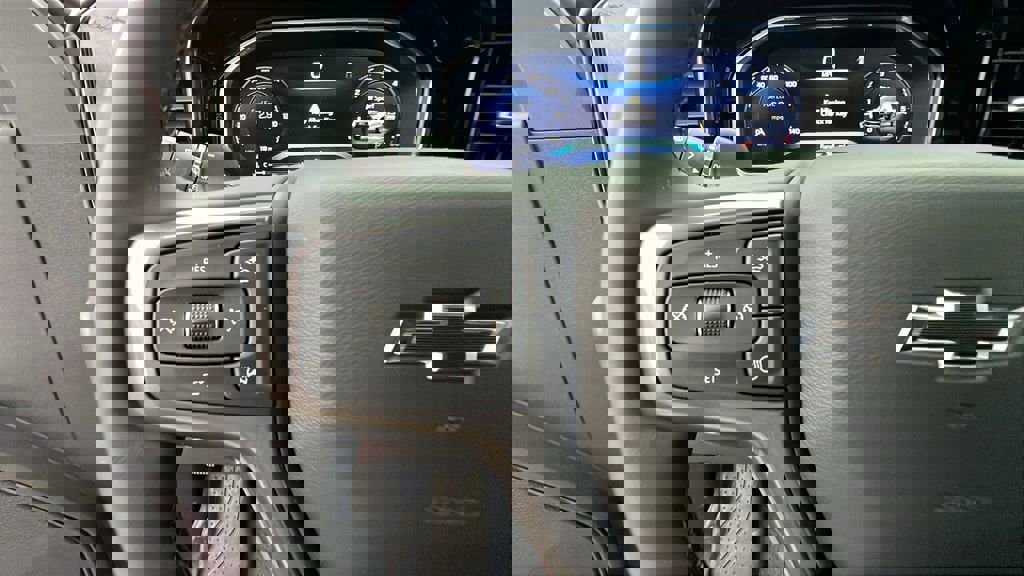 New 2026 Chevrolet Silverado 1500 ZR2 image 21