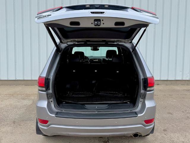 Used 2019 Jeep Grand Cherokee Altitude AWD/4WD image 16