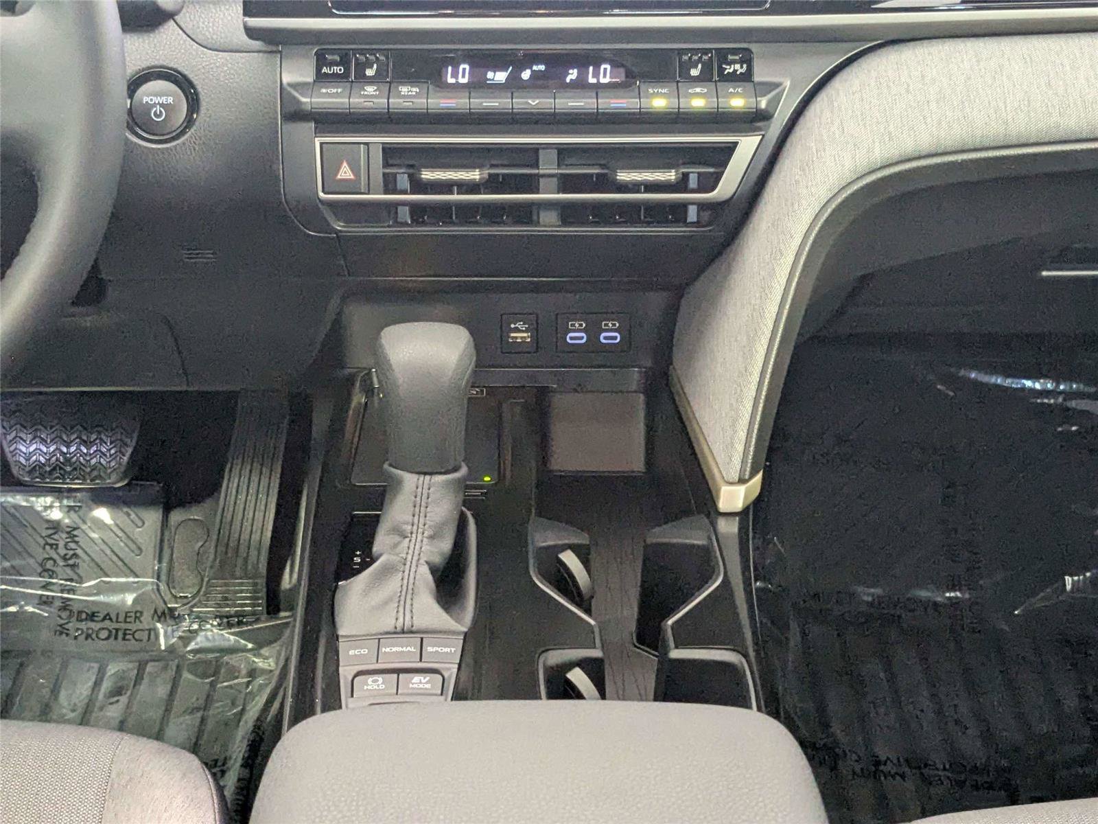 Used 2026 Toyota Camry LE w/ Convenience Package FWD image 40