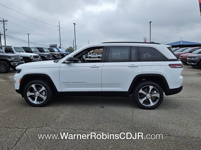 New 2025 Jeep Grand Cherokee Limited w/ Luxury Tech Group II image 4