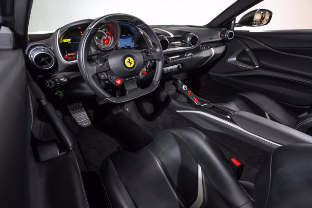Used 2019 Ferrari 812 Superfast RWD image 32