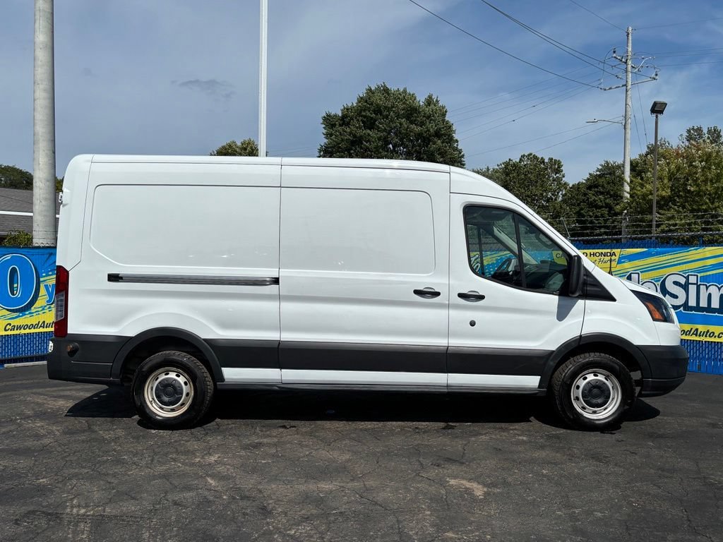 Used 2019 Ford Transit 250 148 Medium Roof RWD image 2