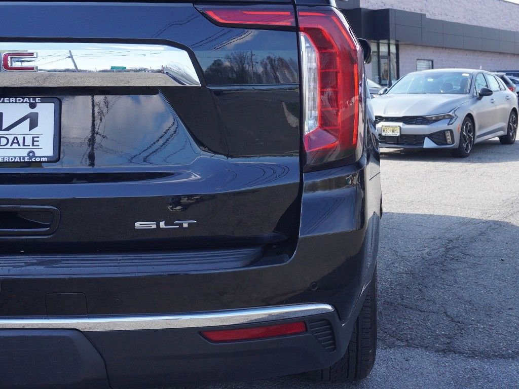 Used 2023 GMC Yukon SLT w/ SLT Premium Package image 23