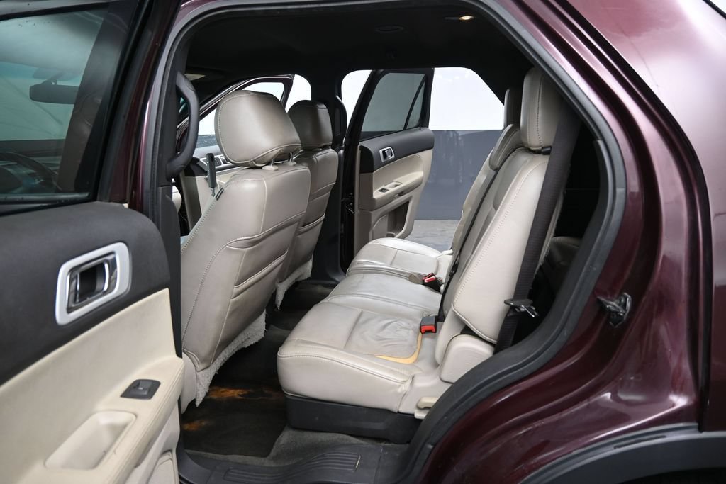 Used 2011 Ford Explorer XLT w/ 202A Rapid Spec Order Code AWD/4WD image 25