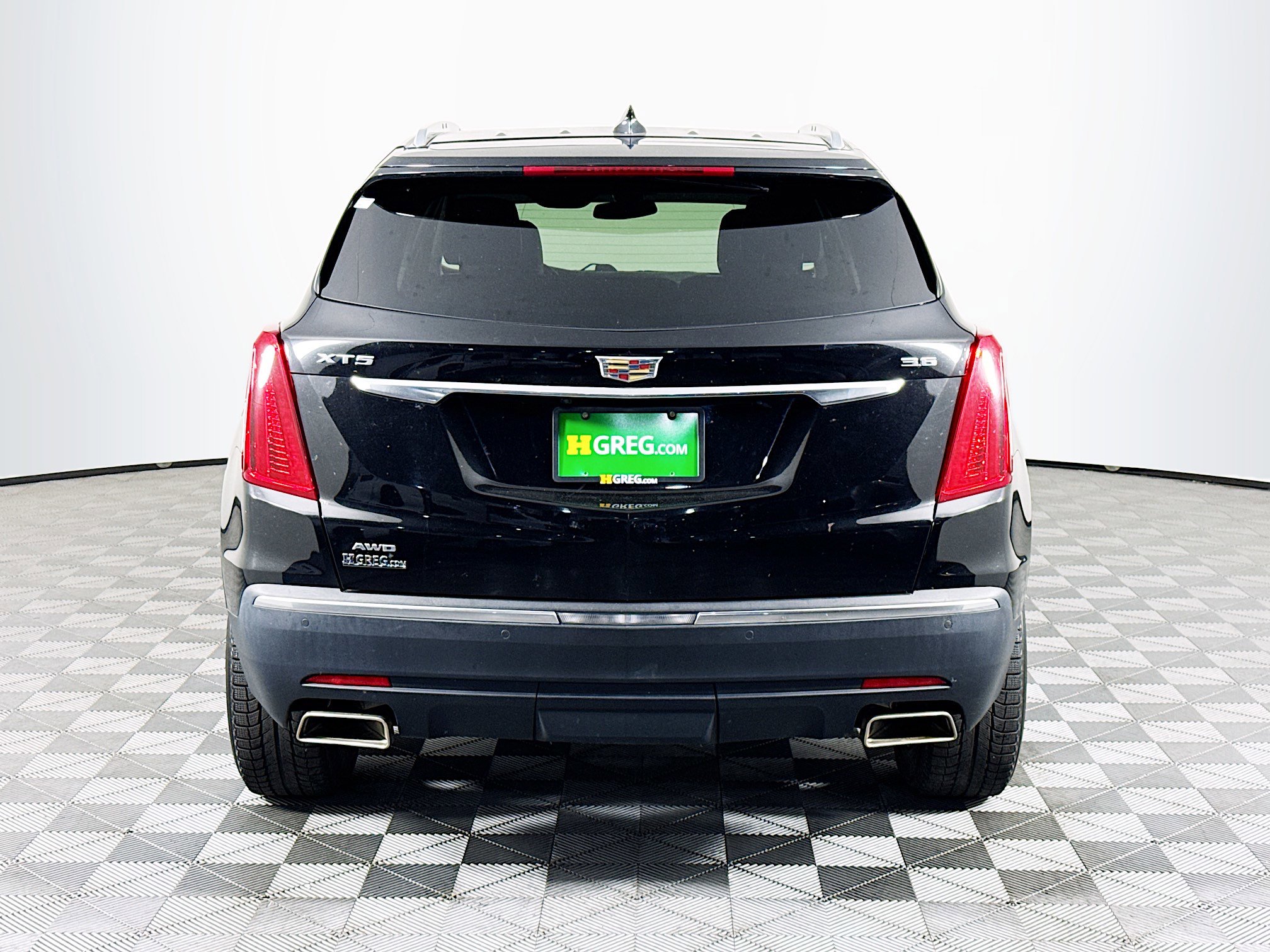 Used 2017 Cadillac XT5 Luxury image 8