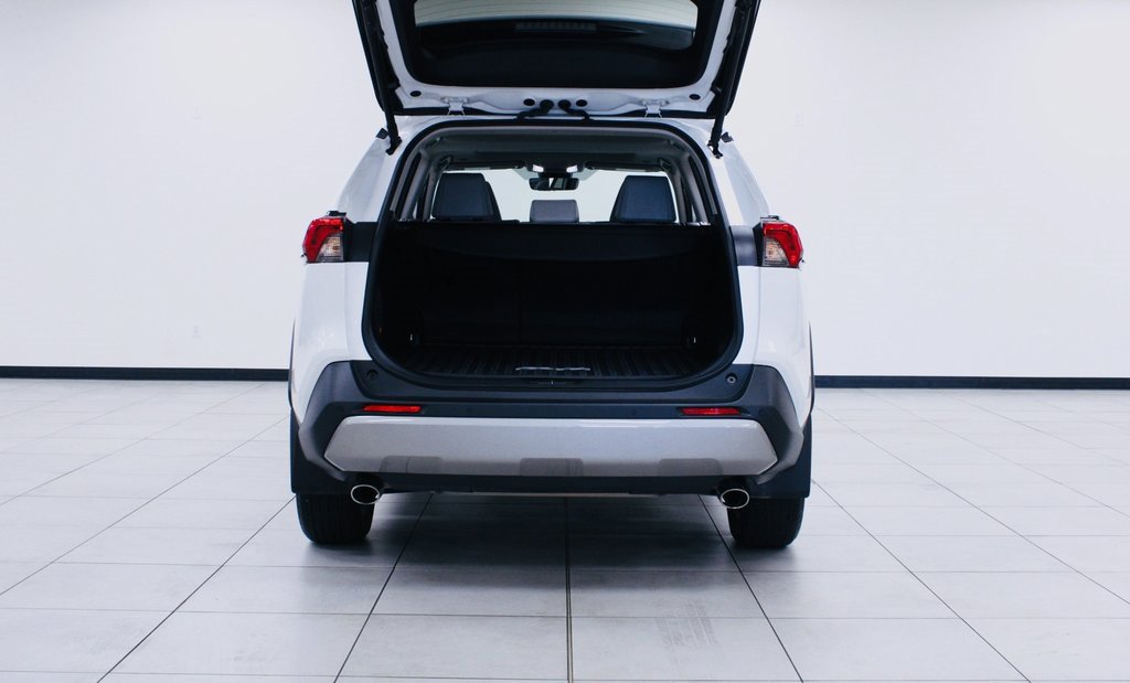 Used 2024 Toyota RAV4 Limited image 22