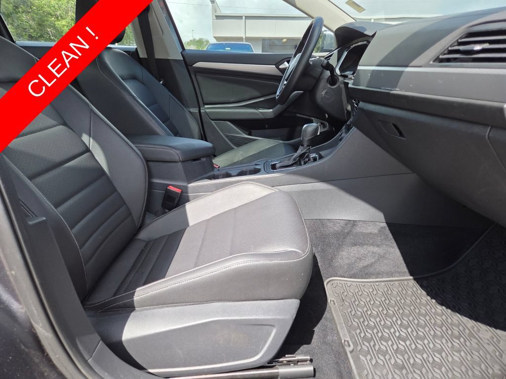 Used 2021 Volkswagen Jetta SE FWD image 14