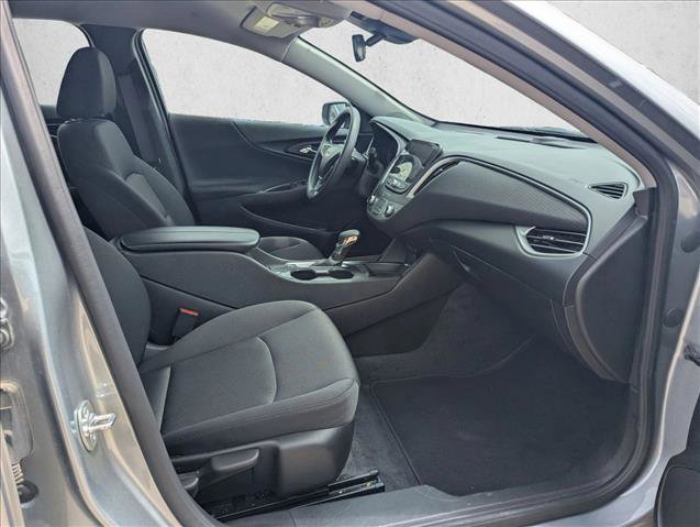 Used 2025 Chevrolet Malibu LT image 15