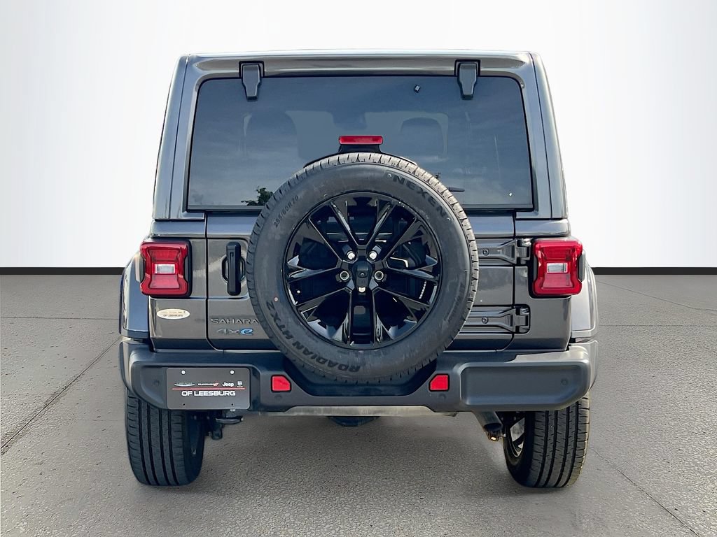 Certified 2025 Jeep Wrangler Unlimited Sahara w/ Safety Group AWD/4WD image 6