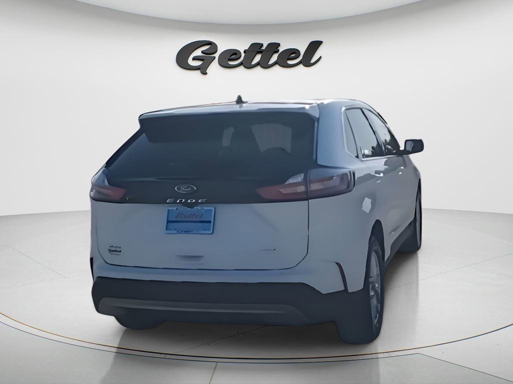 Used 2024 Ford Edge SEL image 7