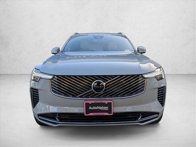 Certified 2025 Volvo XC90 B5 Core w/ Protection Package Premier image 2