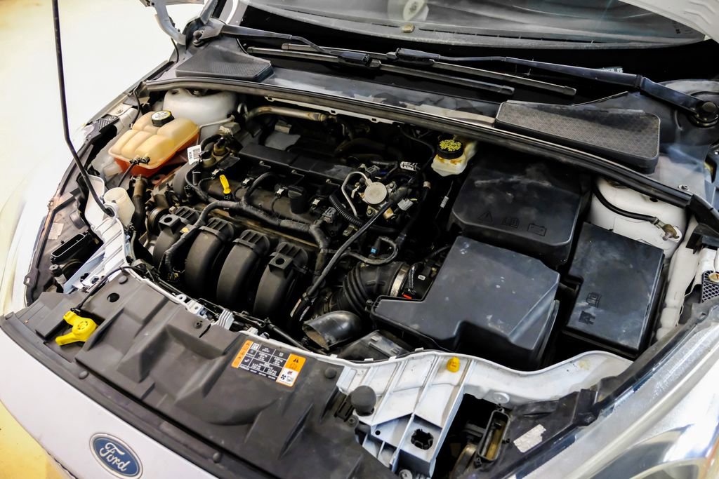 Used 2017 Ford Focus SE FWD image 46