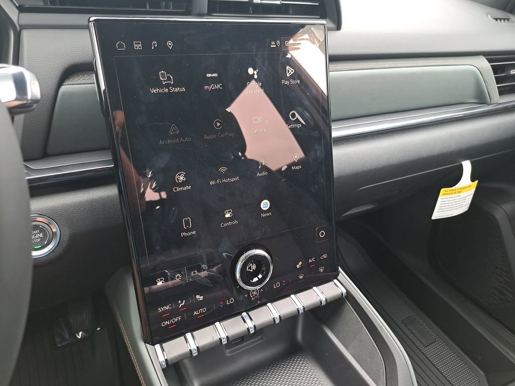 New 2026 GMC Terrain AT4 w/ LPO, Floor Liner Package image 22