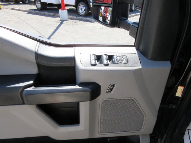 Used 2019 Ford F550 4x4 SuperCab Super Duty image 19