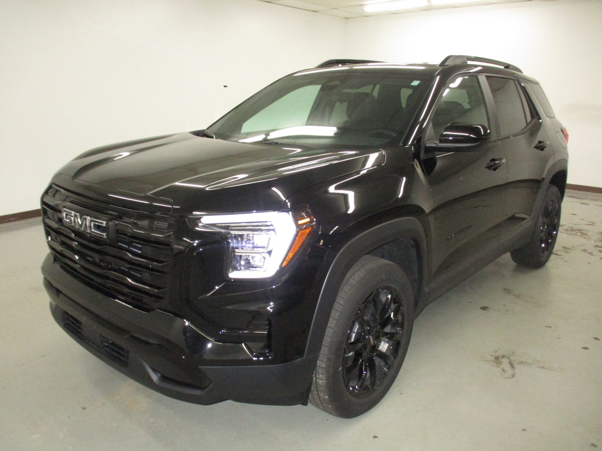 New 2026 GMC Terrain Elevation w/ Elevation Premium Package AWD/4WD image 1