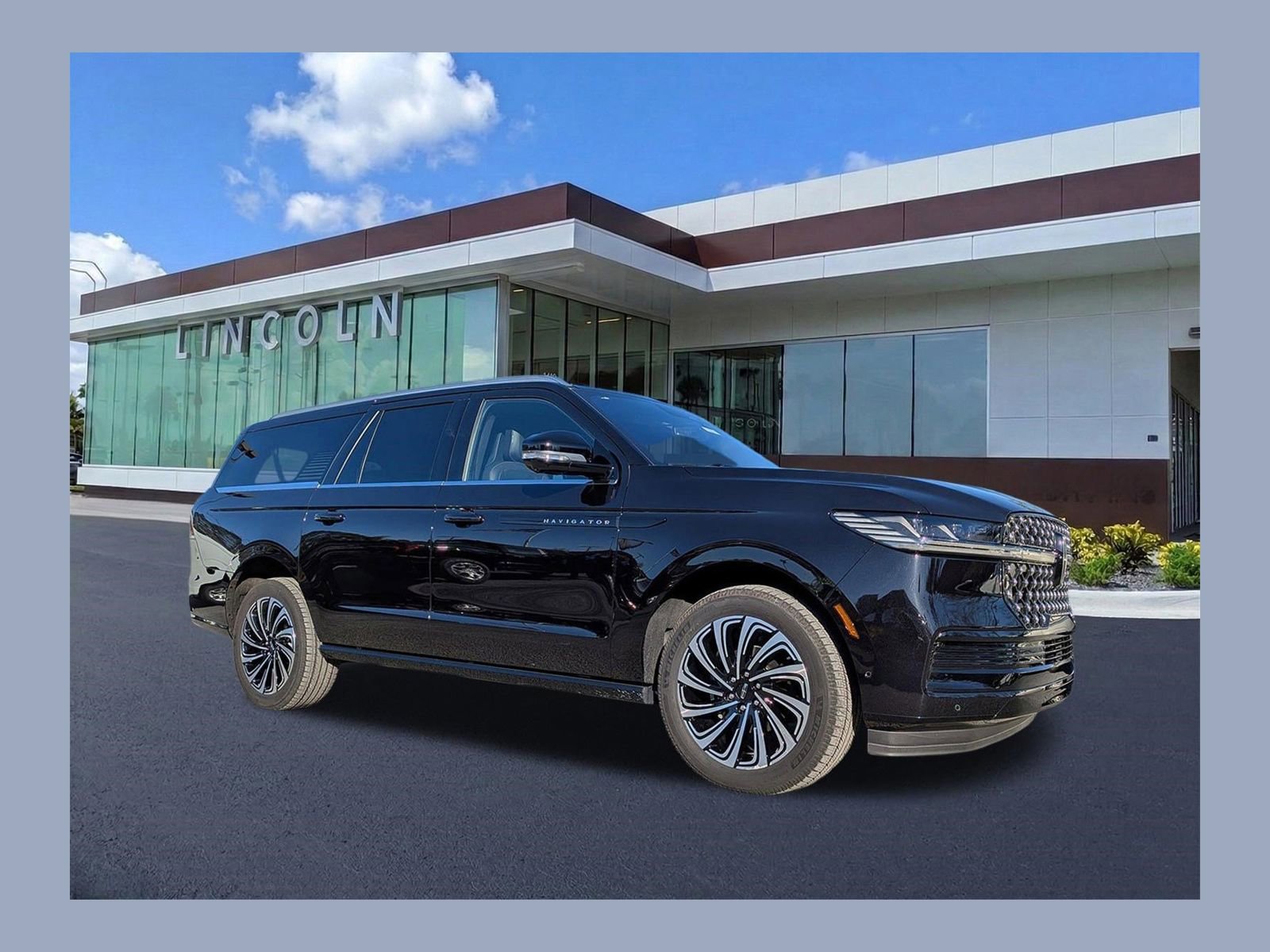 Certified 2025 Lincoln Navigator L Black Label image 1