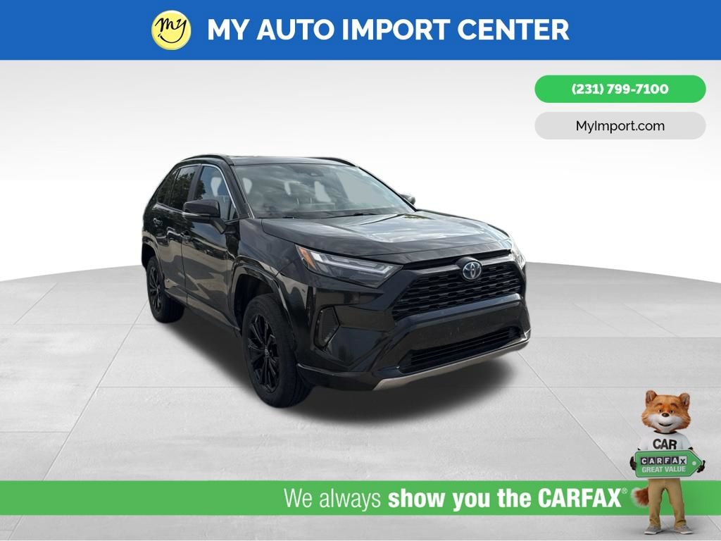 Used 2022 Toyota RAV4 SE w/ Convenience Package AWD/4WD image 1