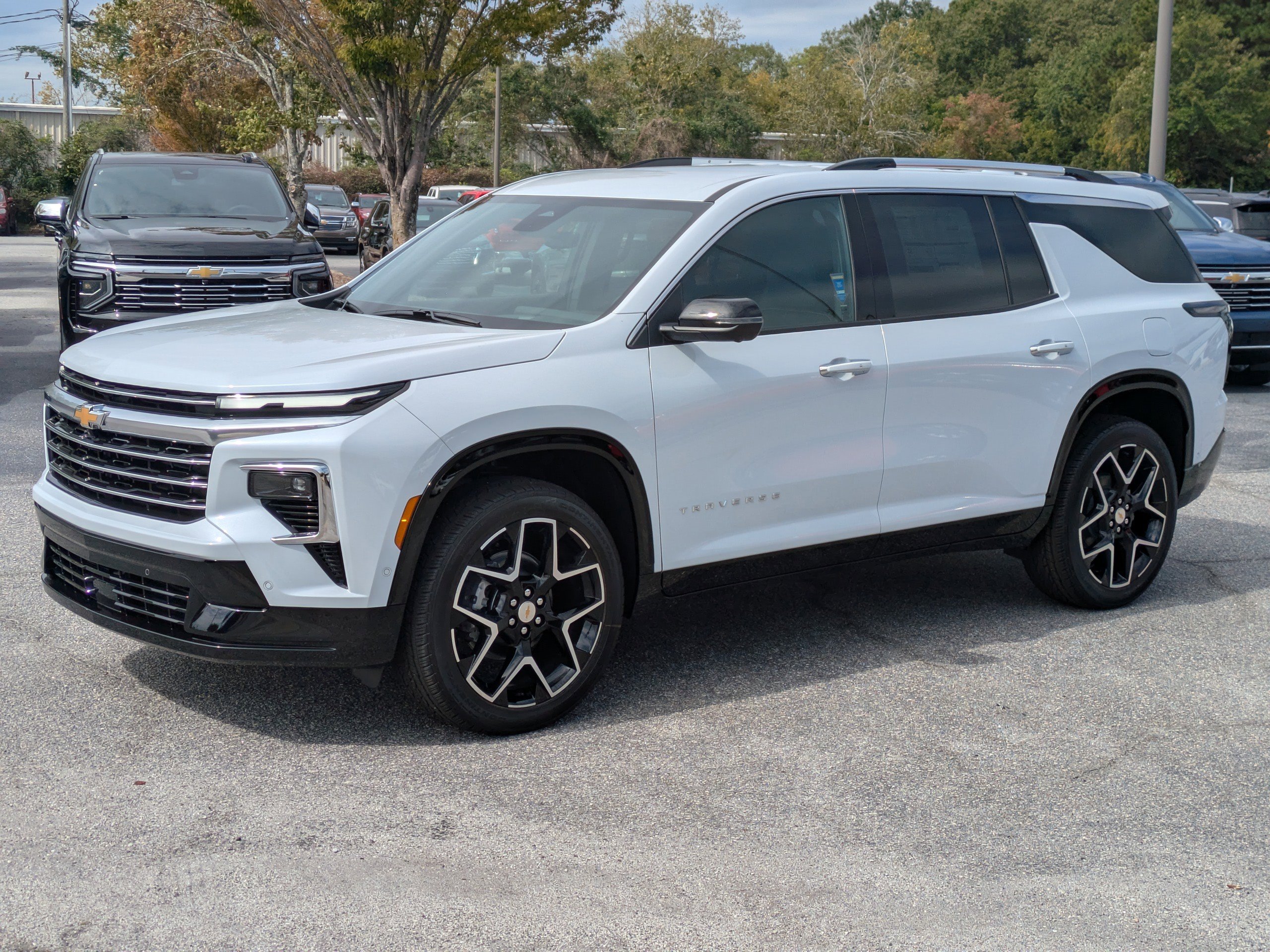 New 2026 Chevrolet Traverse High Country image 8